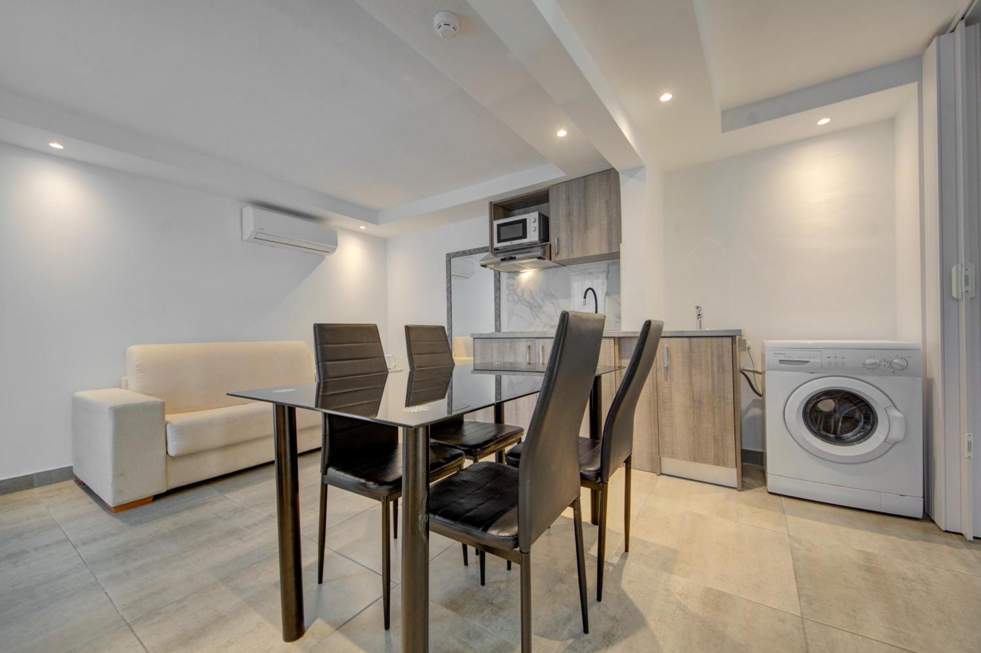 Caro Boutique Guest House San Gwann Bagian luar foto