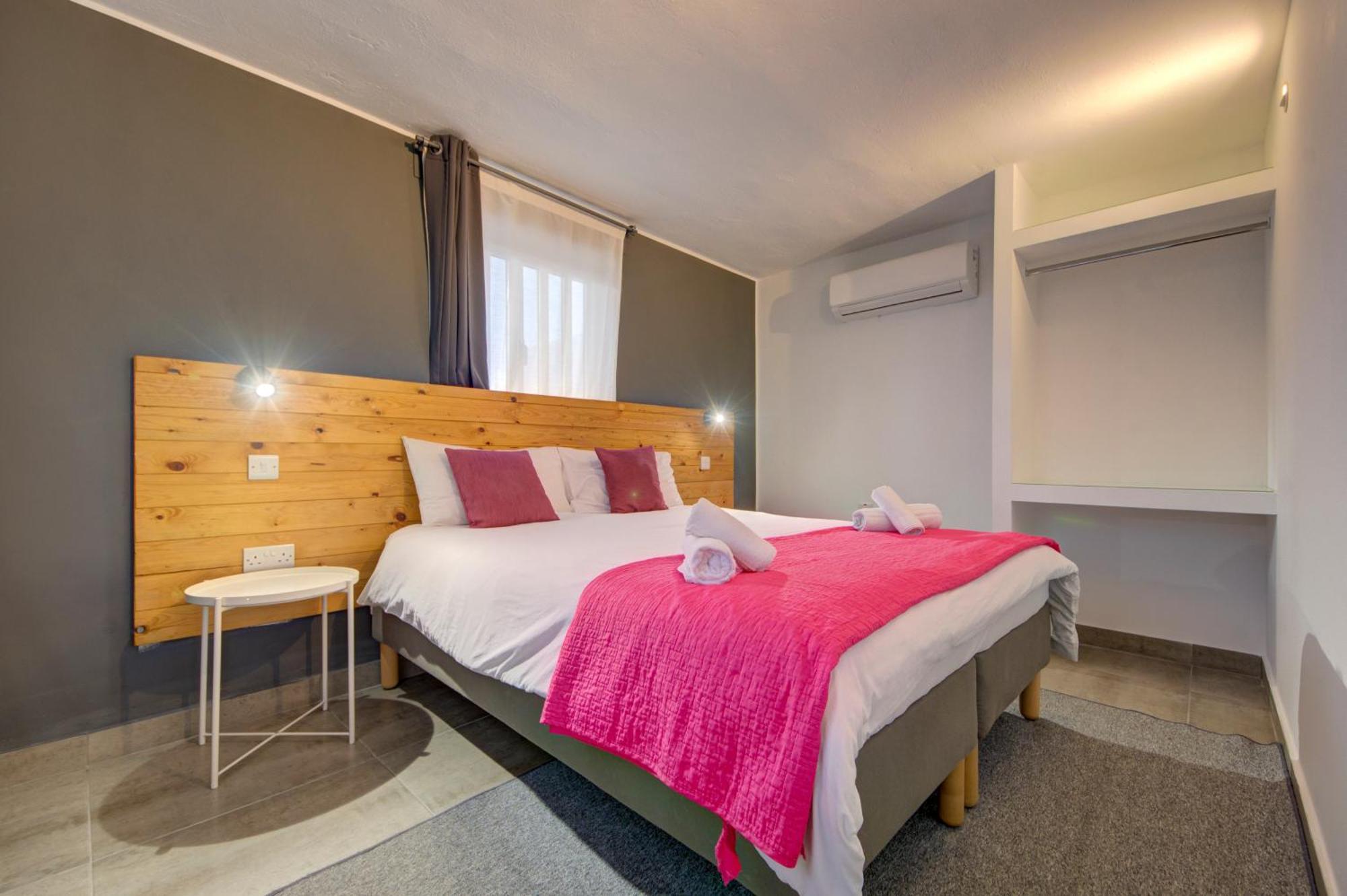 Caro Boutique Guest House San Gwann Bagian luar foto