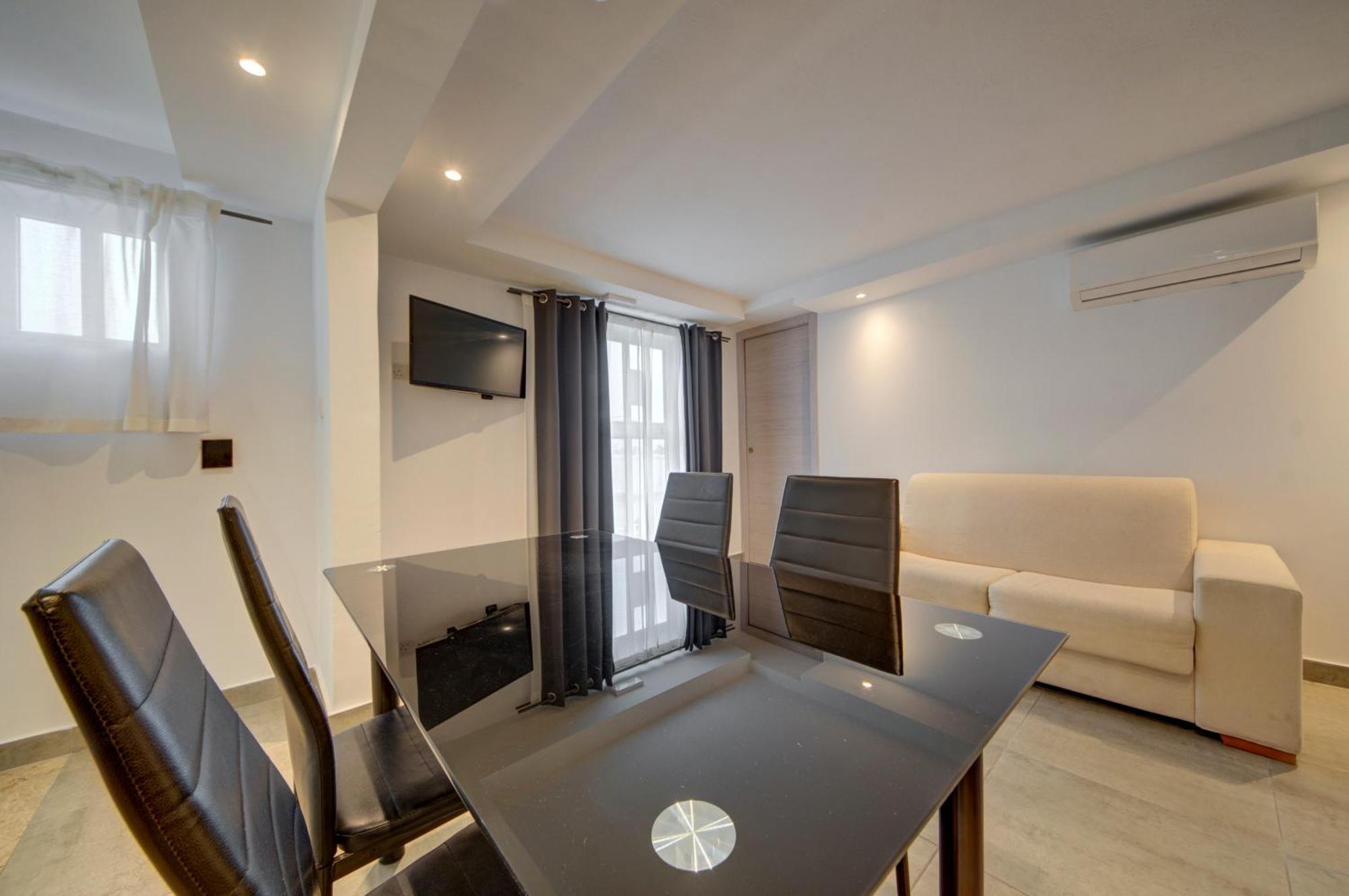 Caro Boutique Guest House San Gwann Bagian luar foto