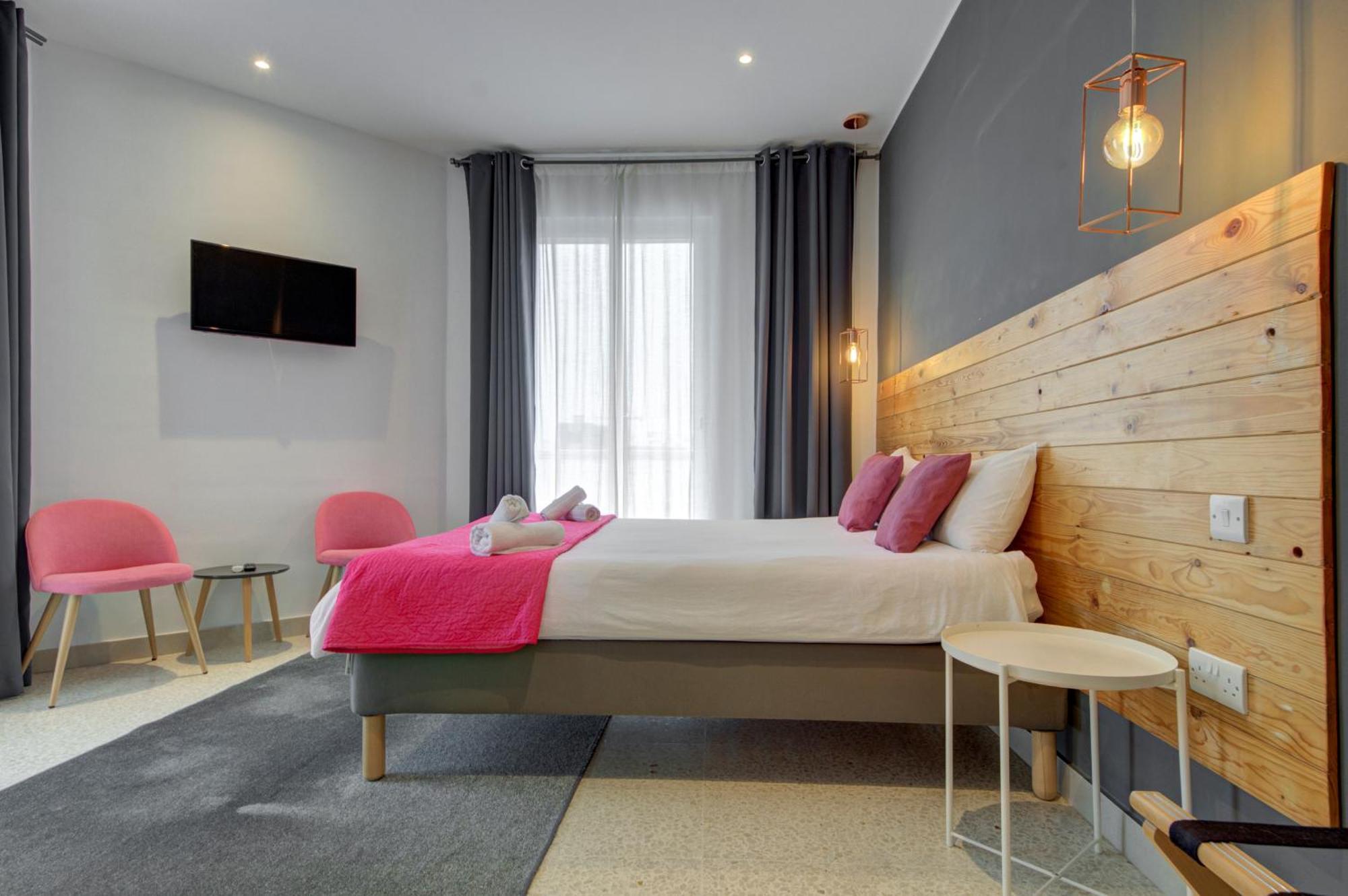Caro Boutique Guest House San Gwann Bagian luar foto
